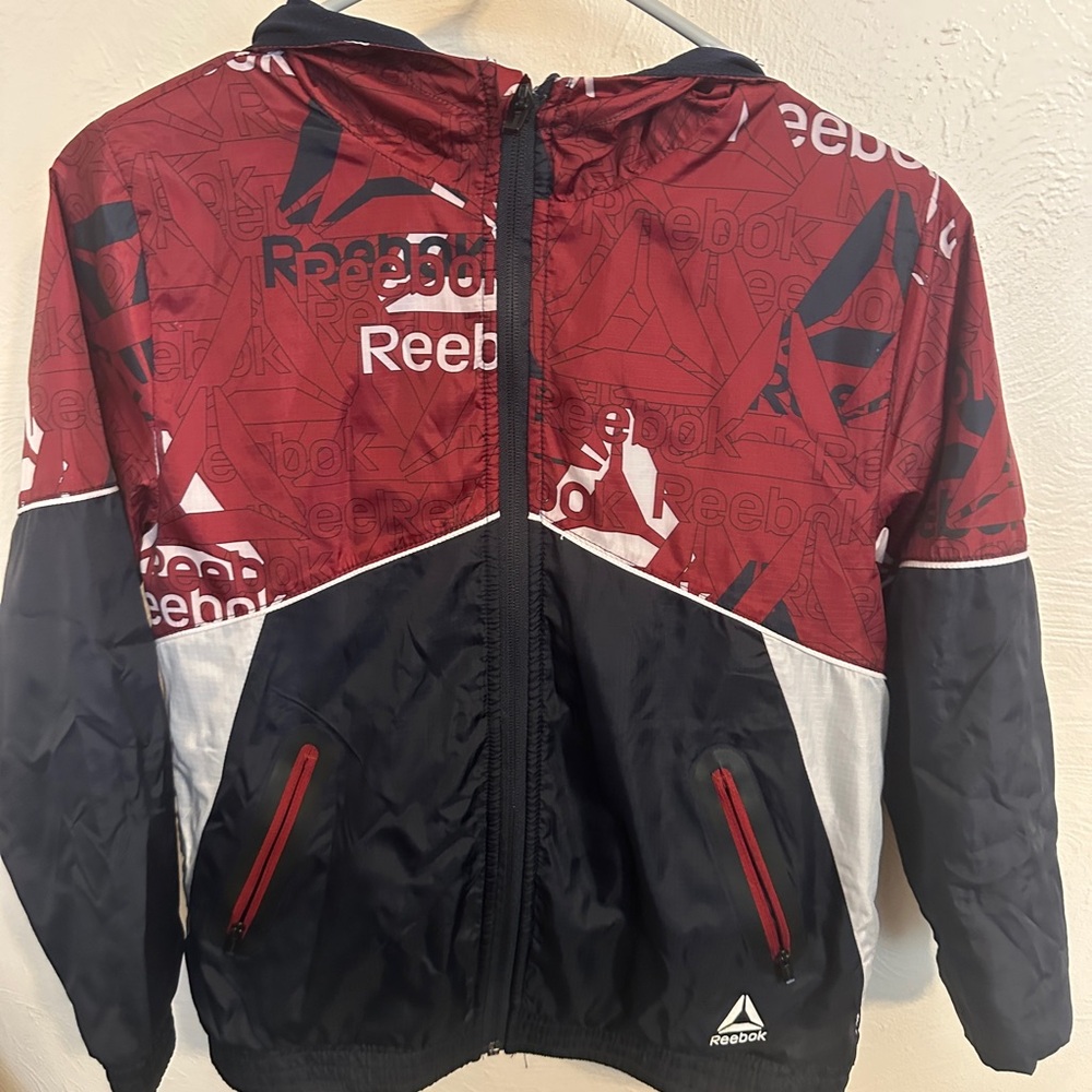 Reebok Boys Size M 8 Burgundy and Black Logo Full Zip 100% polyester Windbreaker